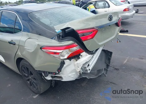 2018 Toyota Camry Le из США, поврежденный, VIN 4T1B11HK1JU648101